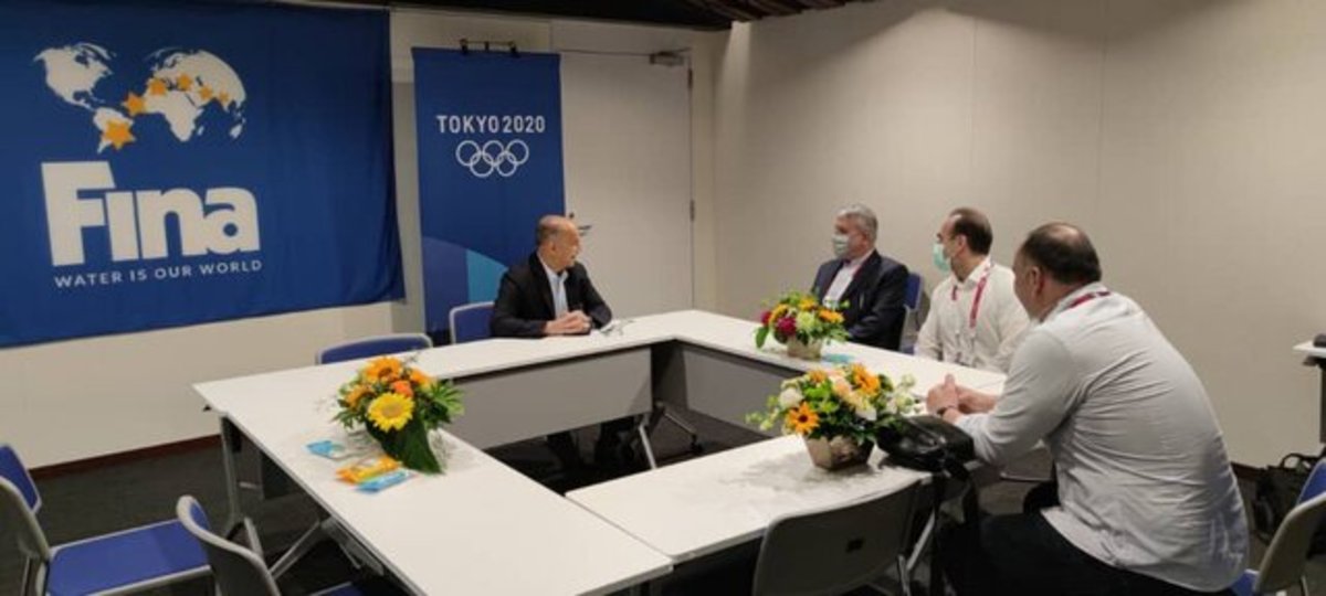 حسین المسلم در دیدار با صالحی امیری: برای کمک به رشد شنای ایران آمادگی داریم