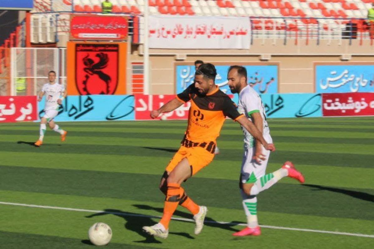 تیم فوتبال ذوب آهن در لیگ برتر ماندگار شد