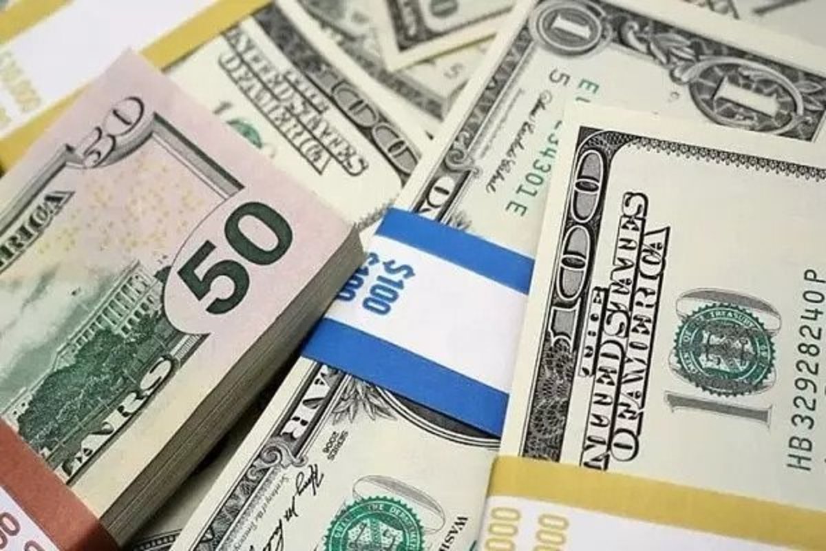 قیمت دلار ١٠ شهریور ١۴٠٠ به ٢۶ هزار و ۶۶١ تومان رسید