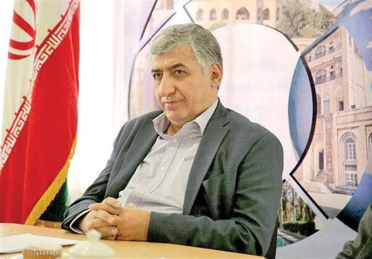 ضرورت جلوگیری از مداخله دستگاه‌های دولتی در امور گردشگری