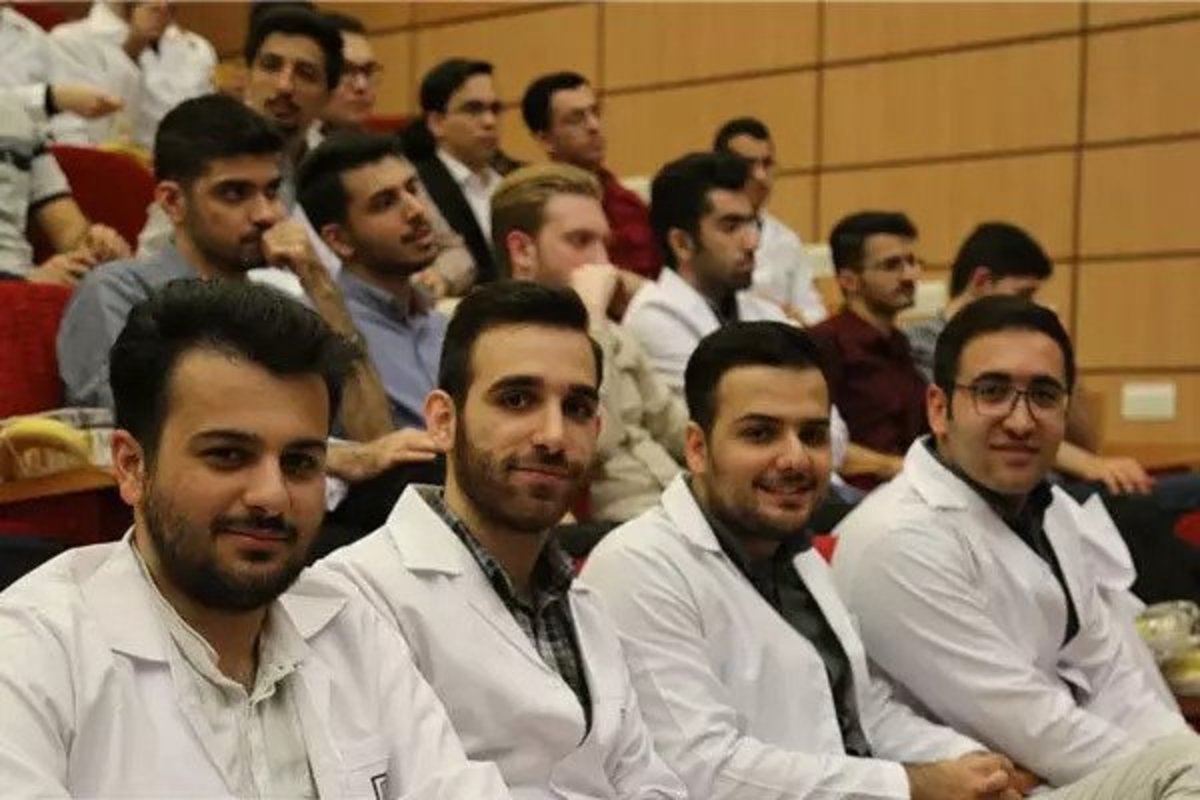 تمام دستیاران دانشگاه علوم پزشکی تهران بیمه مسئولیت می‌شوند