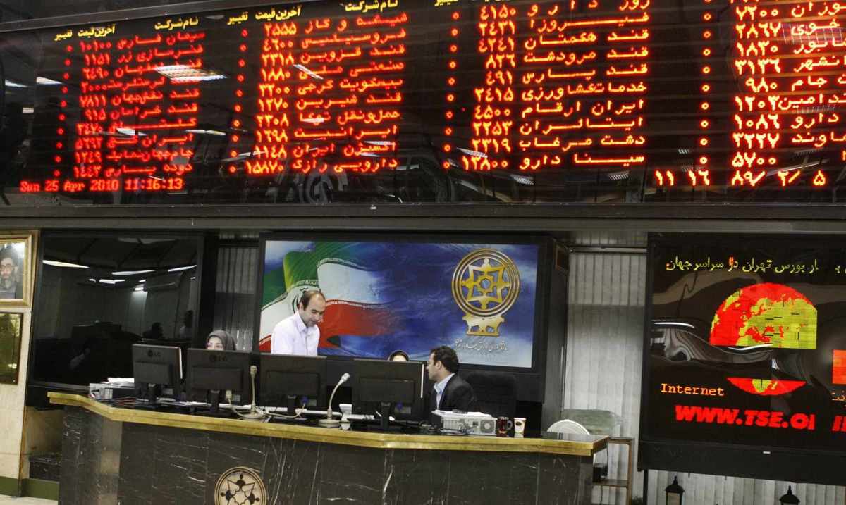رشد ۲۳ هزار واحدی شاخص/ بورس در ارتفاع یک میلیون و ۵۴۳ هزار واحدی