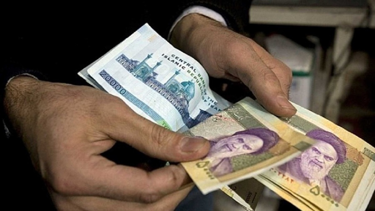 میزان افزایش حقوق سال آینده و عیدی امسال کارکنان دولت مشخص شد