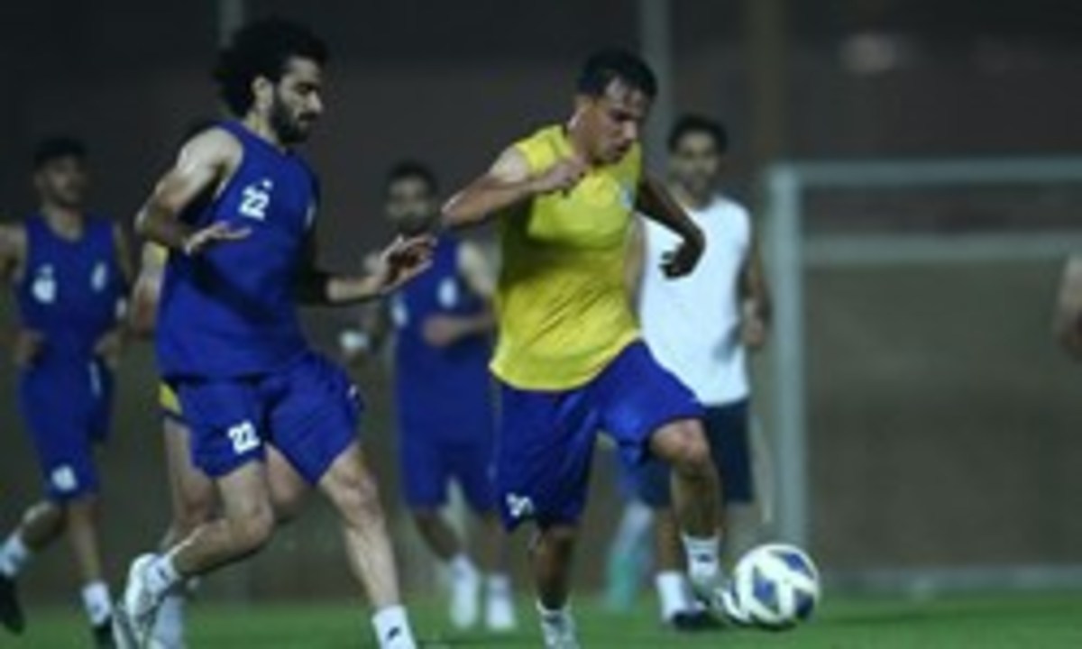 استقلال در مقابل الهلال باید شق‌القمر کند/نتیجه گرفتن مقابل تیم‌های جنگ‌زده عیار تیم ملی را مشخص نمی‌کند