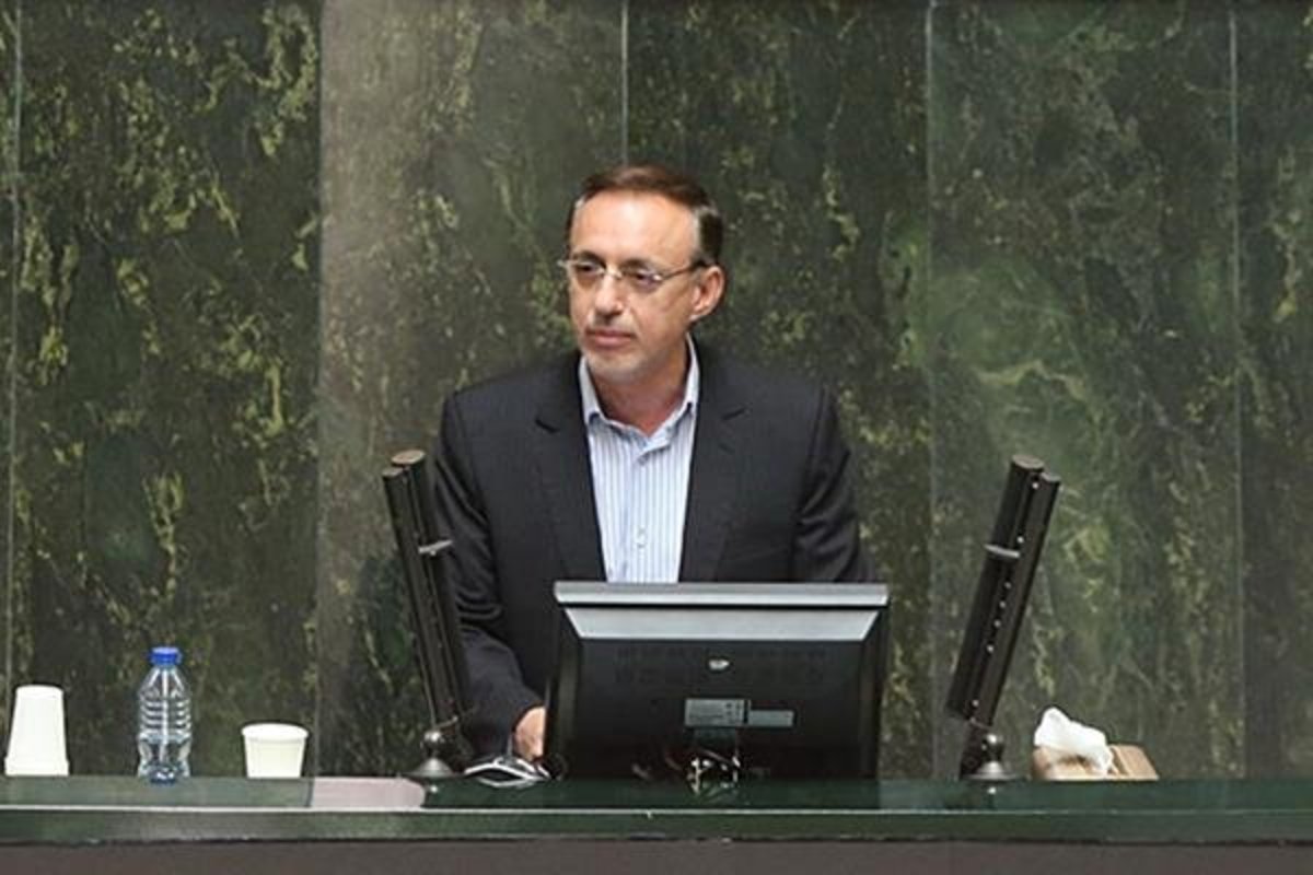 وحیدی: سازمان برنامه به تعهداتش درباره زلزله زدگان خراسان شمالی عمل کند