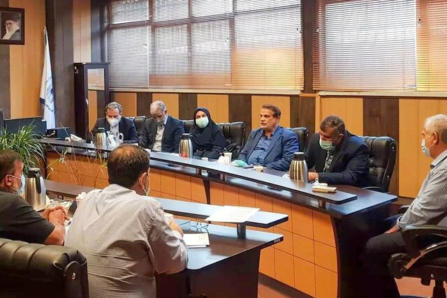 عراقچی: قهرمانی با چشم‌های بسته کار هر کس نیست