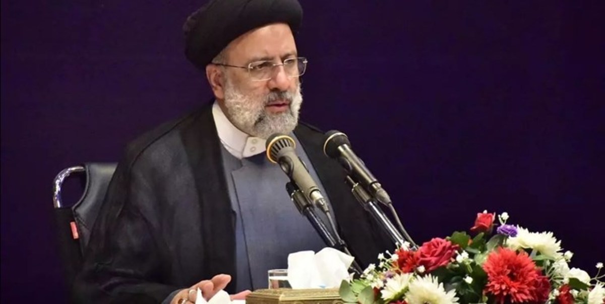 آیت‌الله رئیسی: استفاده از ظرفیت فضای مجازی در رشد و تعالی کشور ضروری است