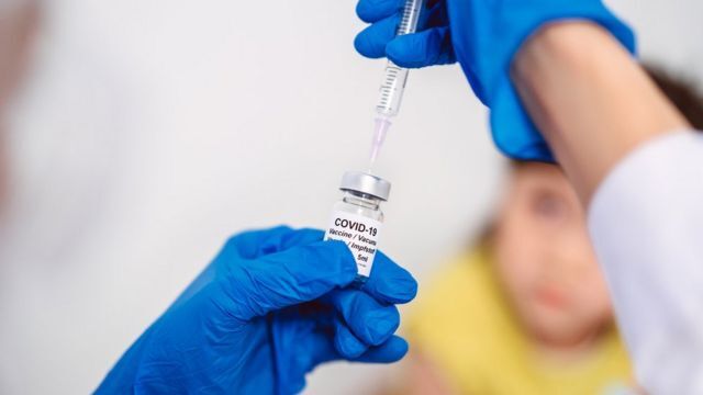 کدام کشور‌ها کودکان را علیه کرونا واکسینه می‌کنند؟
