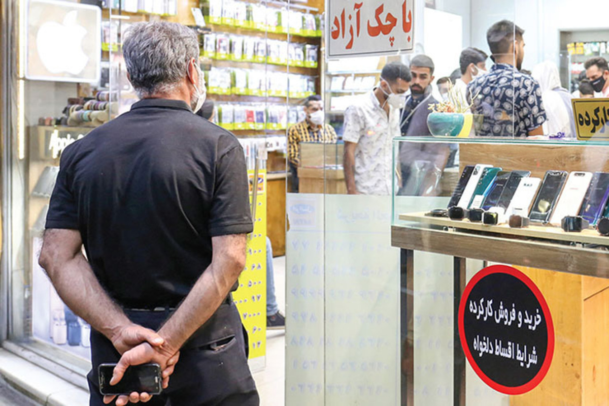ضرورت ساماندهی بازار تلفن‌همراه با آغاز سال تحصیلی