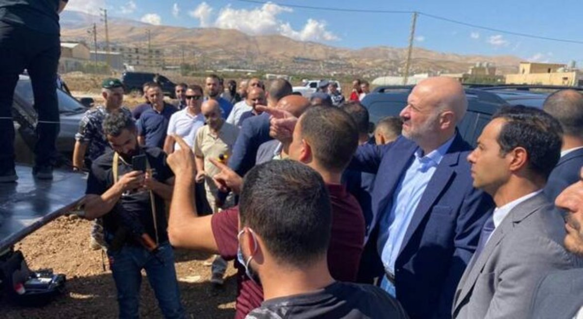 بازدید وزیر کشور لبنان از محموله ۲۰ تنی ماده توقیف شده نیترات آمونیوم