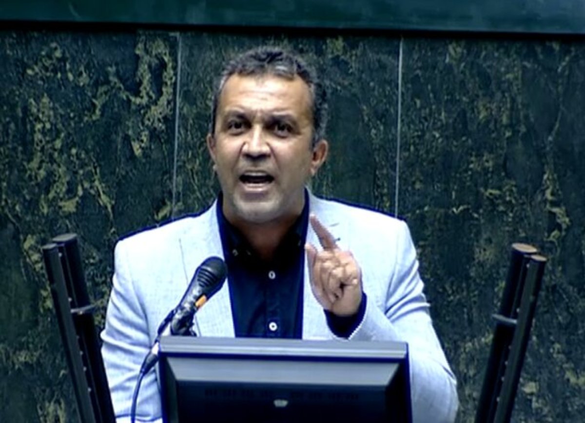 فروردین: وزیر پیشنهادی ورزش از جنس انقلاب نیست