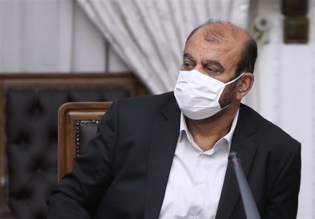 هشدار وزیر راه به ایرلاین‌های متخلف/ رستم قاسمی: رفاه زائران اربعین خط قرمز است