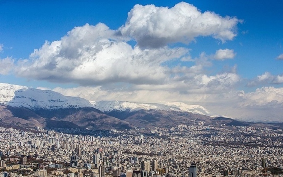 پیش‌بینی آسمان صاف برای تهران/ افزایش غلظت آلاینده‌ها در هوای پایتخت