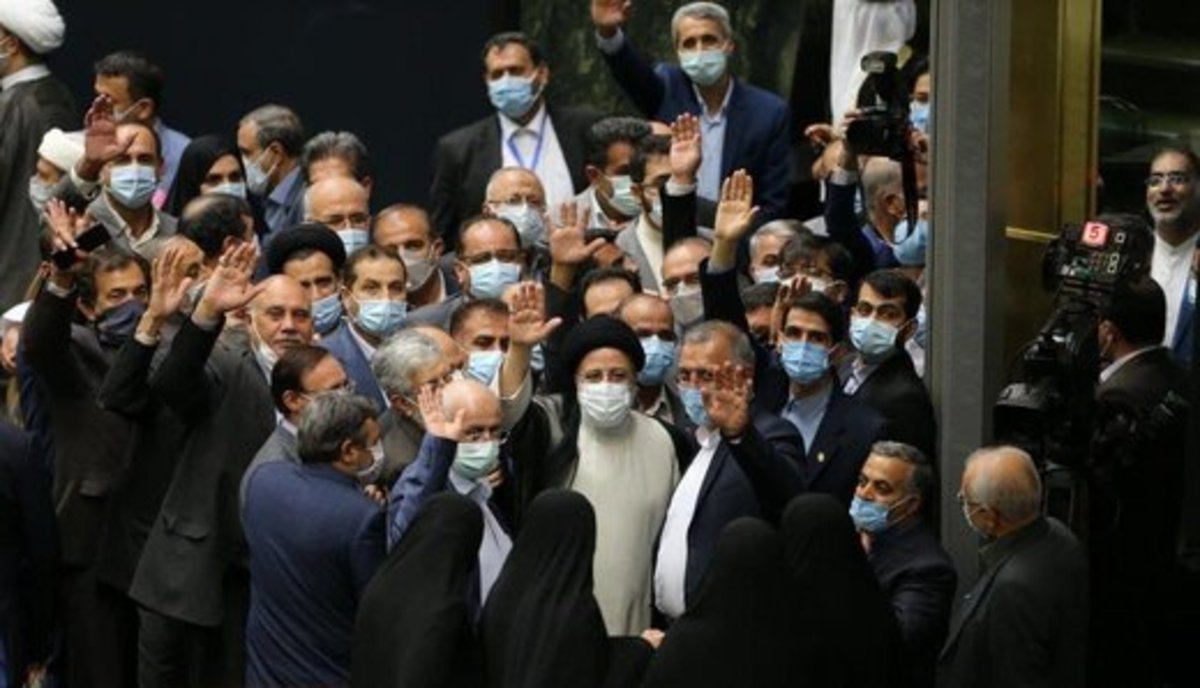 کسب رای اعتماد همه مردان رئیسی جز یک نفر از مجلس