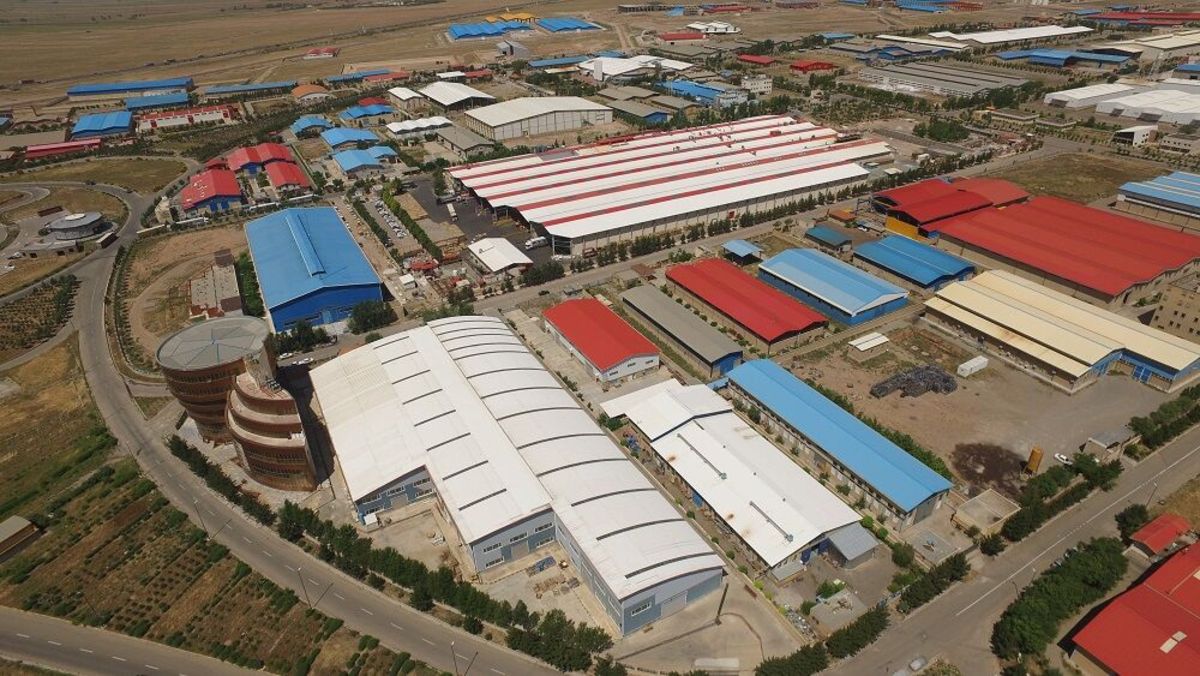قیمت زمین و امکانات سازمان‌های خدماتی، دو مزیت شهرک‌های صنفی است