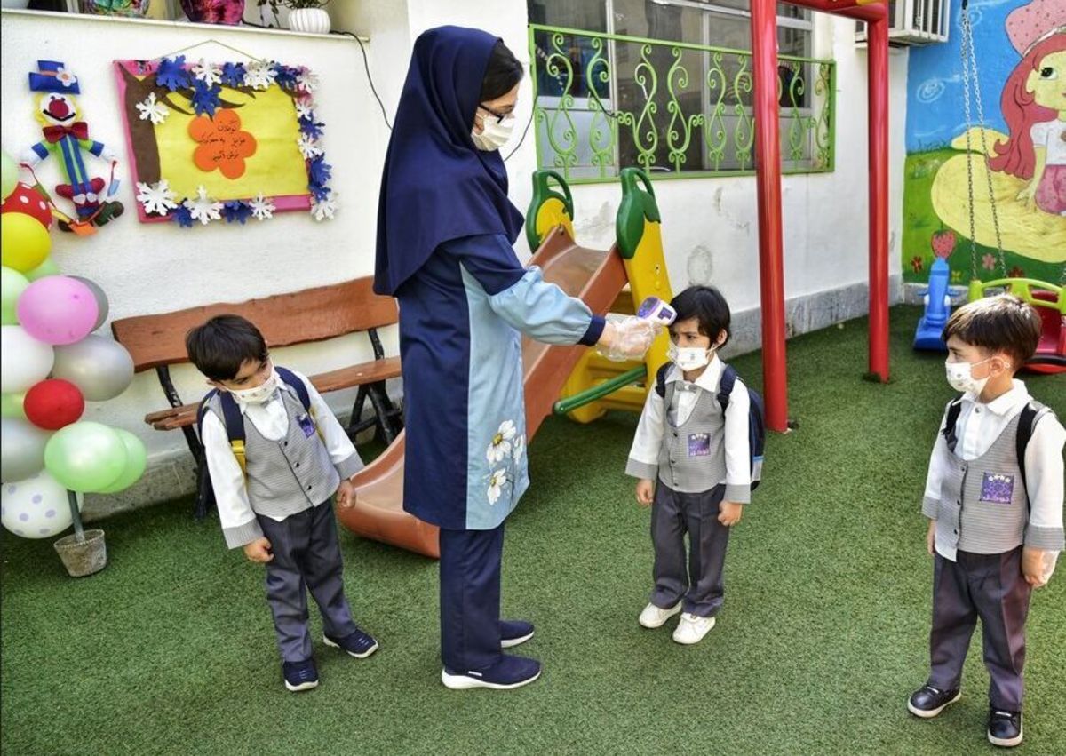 غربالگری کرونا در مهد کودک‌ها ضروری است