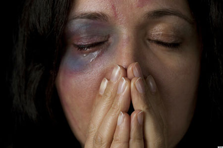علل خشونت فیزیکی علیه زنان