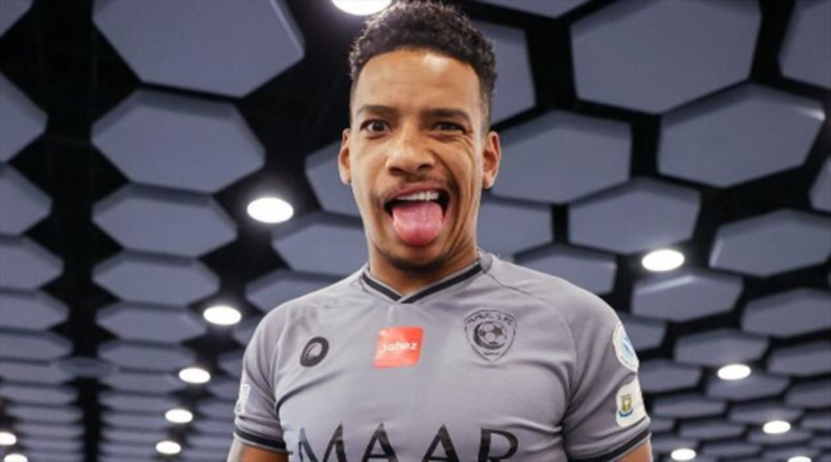 فوق ستاره الهلال آماده رویارویی با پرسپولیس