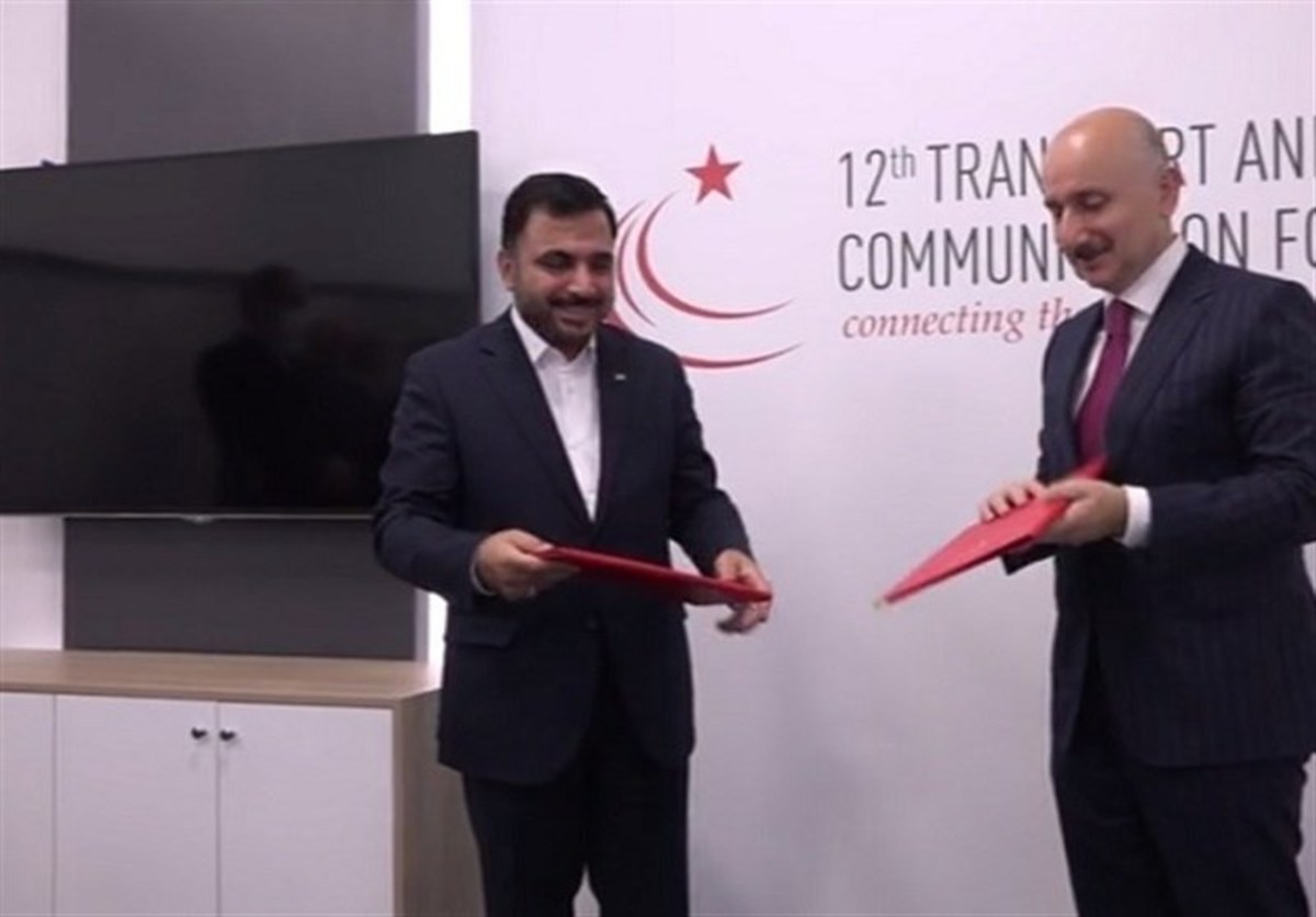 تأکید وزیر ارتباطات بر همکاری با کشور‌های همسایه در فناوری اطلاعات