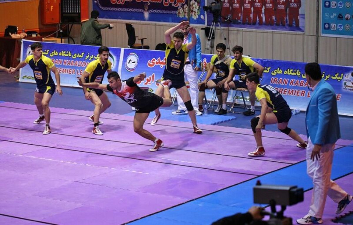 جدال ۸ تیم در رقابت‌های کبدی قهرمانی کشور