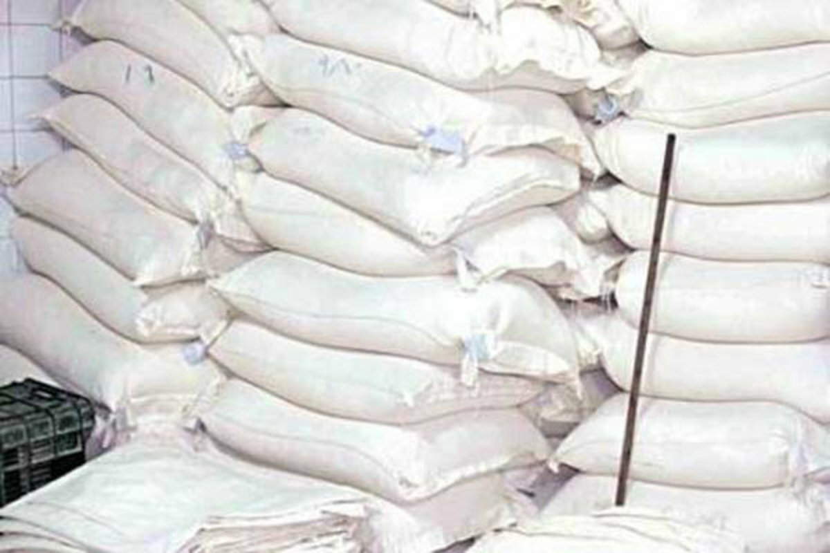 احتمال توقف فعالیت کارخانه‌های آرد به دلیل کمبود نقدینگی