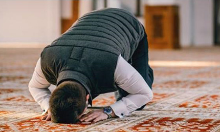 ترک نماز چه عواقبی دارد؟