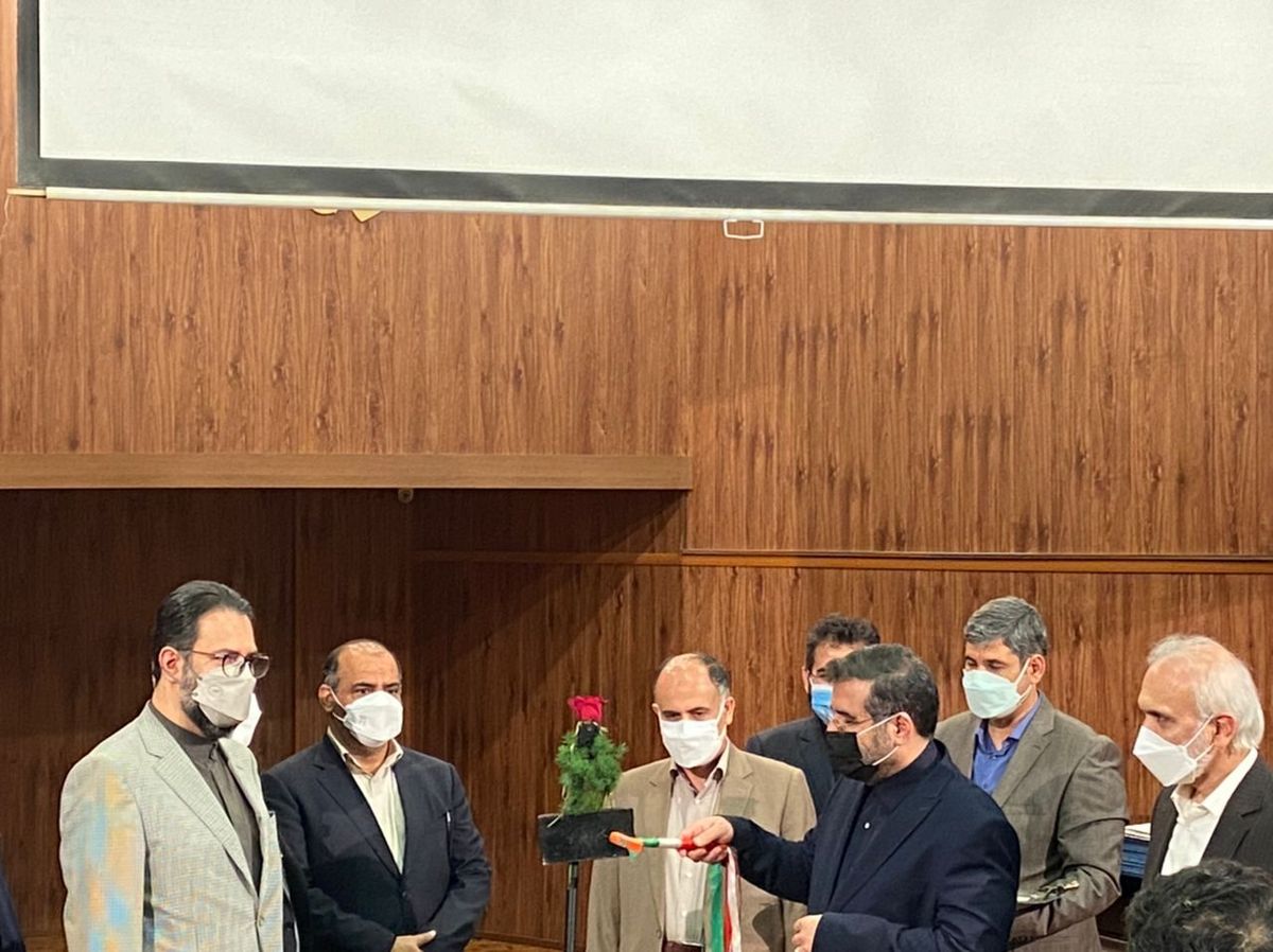 زنگ آغاز سال تحصیلی هنرستان موسیقی دختران توسط وزیر فرهنگ نواخته شد