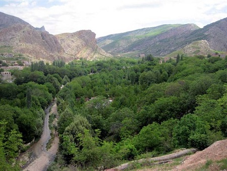 آشنایی با مرموزترین و عجیب‌ترین روستا‌های ایران