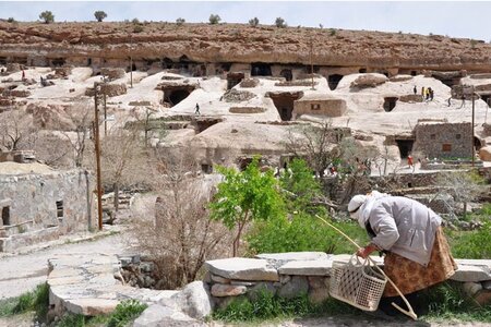 آشنایی با مرموزترین و عجیب‌ترین روستا‌های ایران