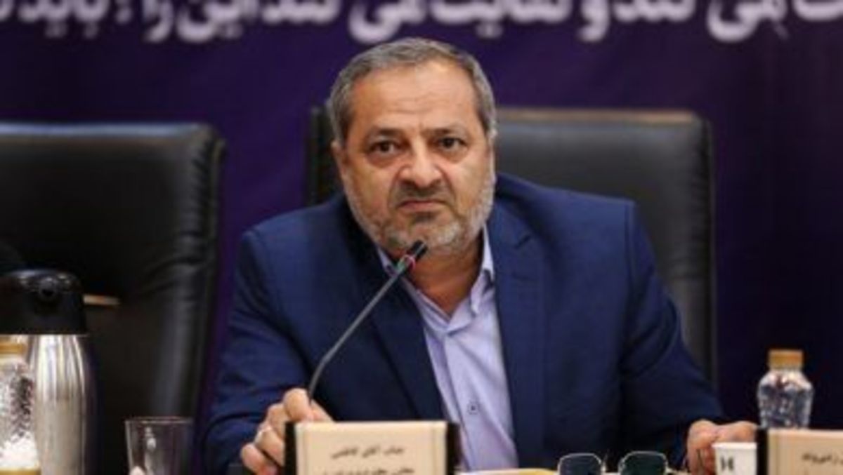 دانش آموزان پرچم‌دار مبارزه با استکبار هستند