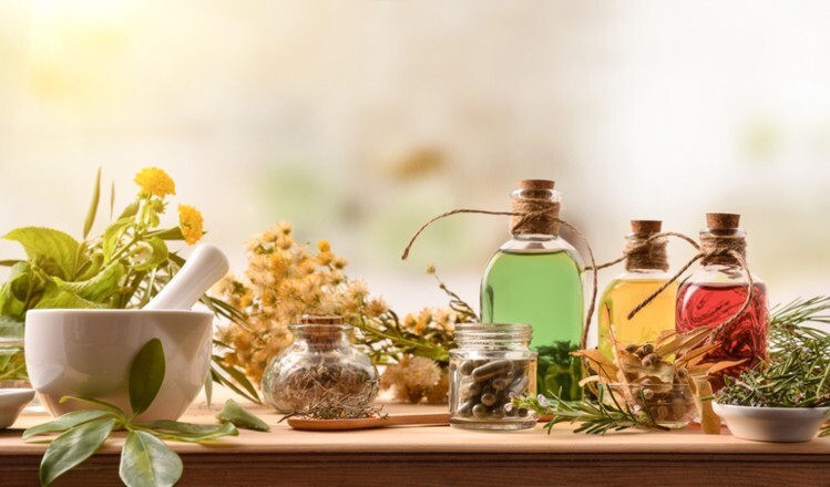 اطلاعات حیاتی که پیش از مصرف دارو‌های گیاهی باید بدانید