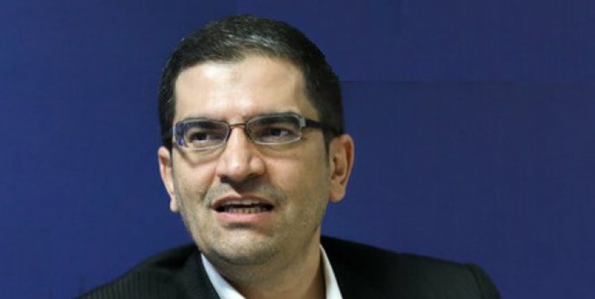 قاضی زاده هاشمی:نه ناو‌های به ظاهر مدرن و نه یاوه‌گویی‌های سیاسی، از پوشالی بودن قدرت آمریکا نمی‌کاهد