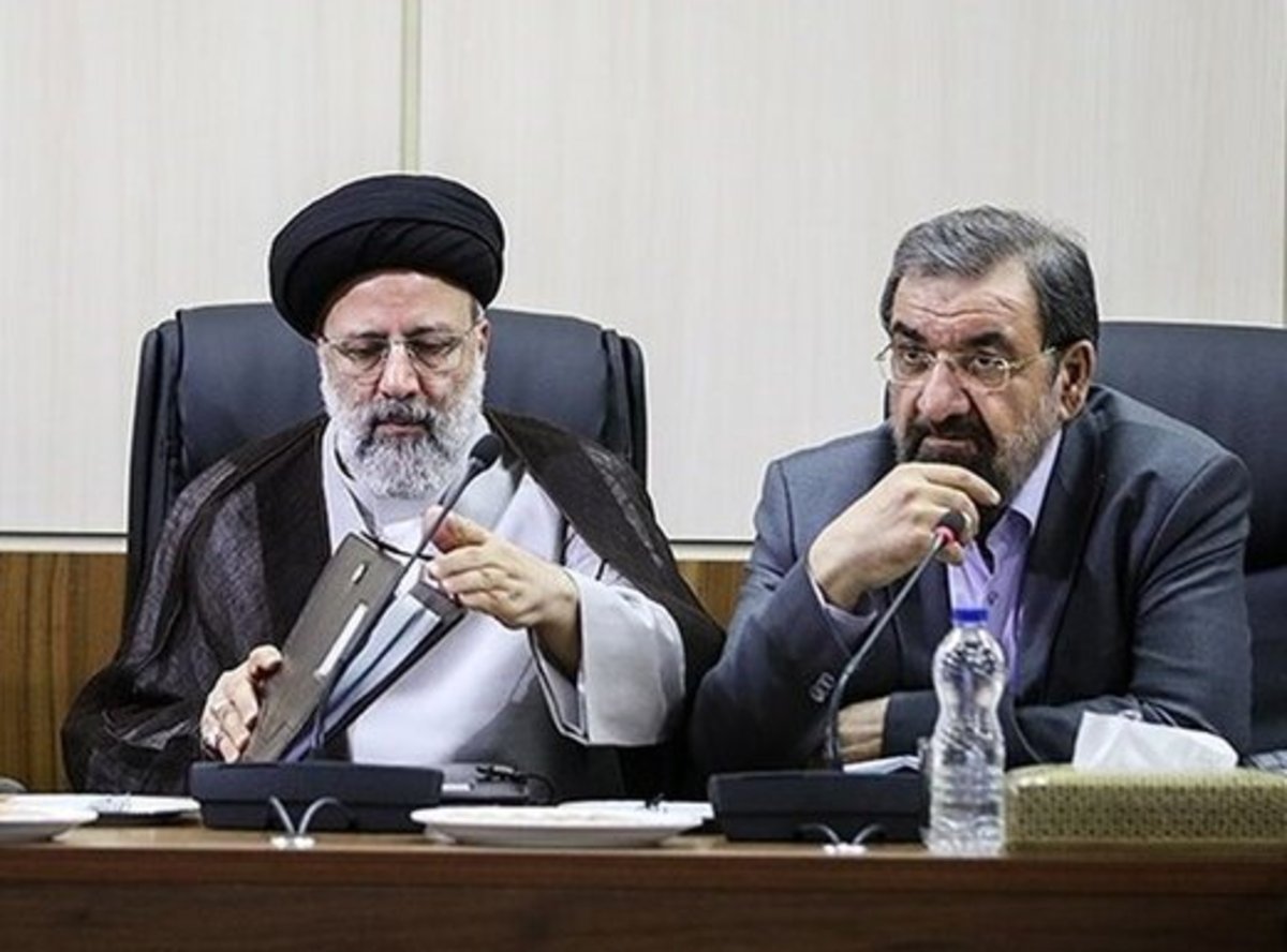 محسن رضایی: بازار بورس تقویت خواهد شد