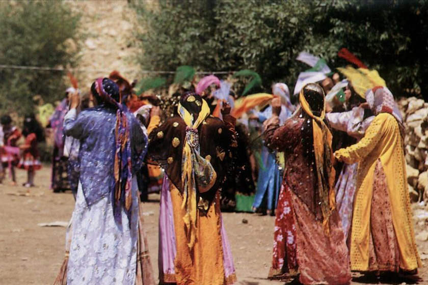 معرفی کامل لباس محلی شیرازی‌ها