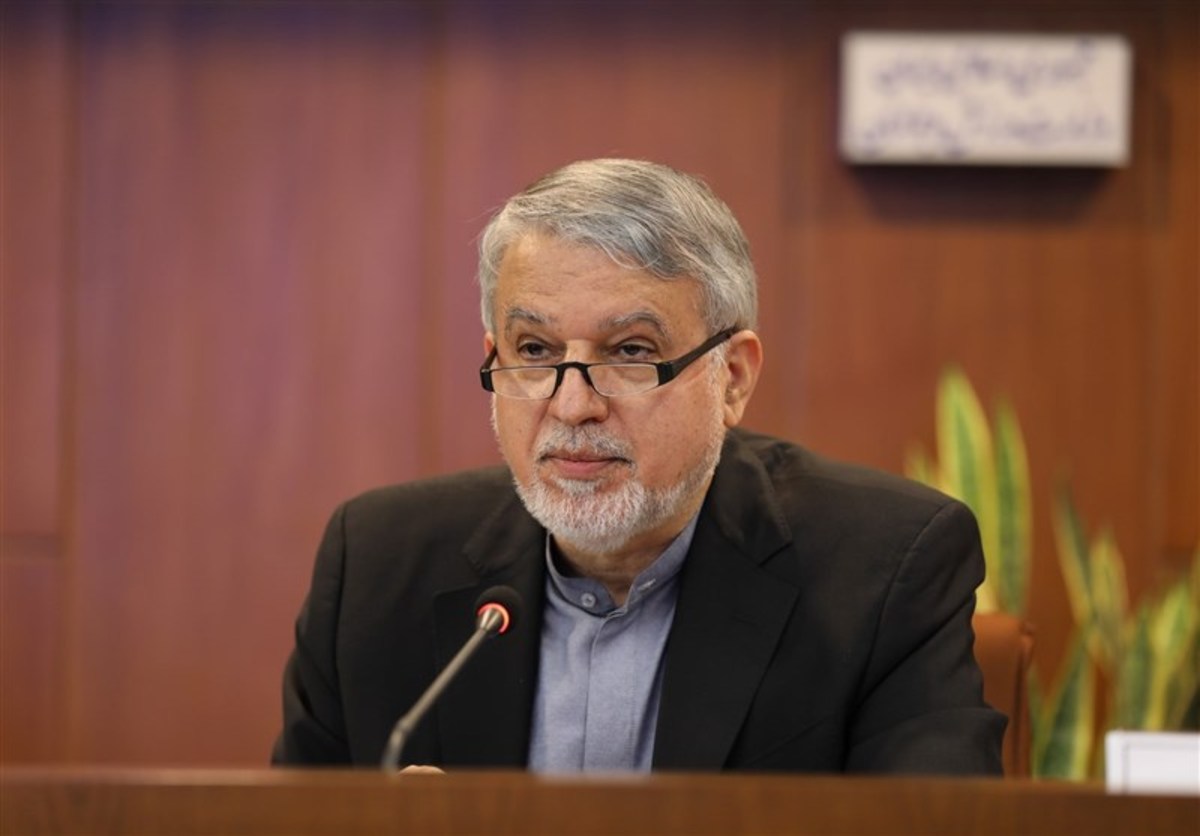 سفر صالحی امیری به امارات در آبان ماه