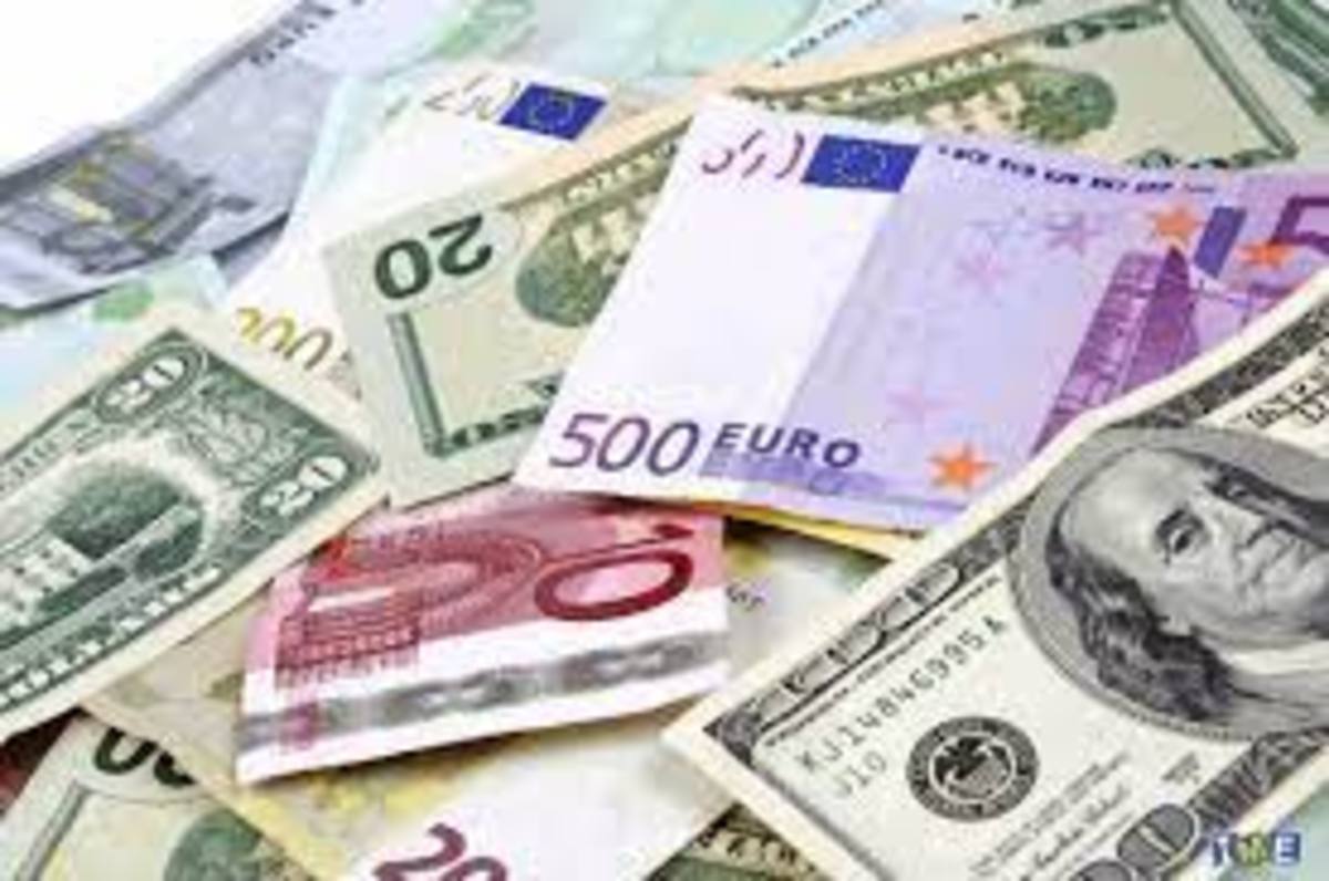 کاهش قیمت یورو و ثبات نرخ دلار