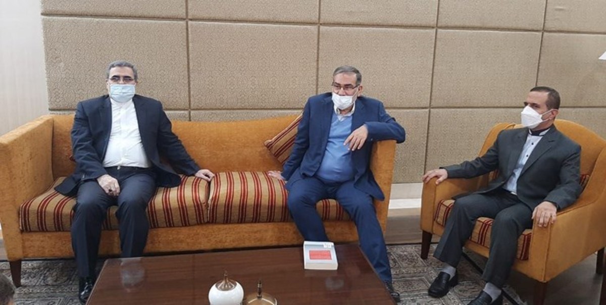 شمخانی: آمریکا با راهبرد تنش زایی همچنان در منطقه بحران می‌آفریند