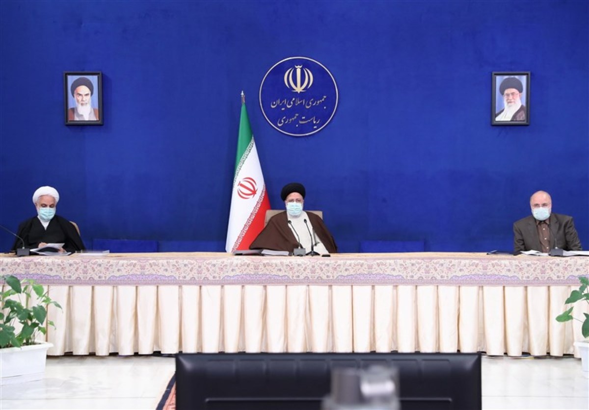 توافق سران قوا برای تدوین بودجه ۱۴۰۱ با لحاظ درآمد‌های واقعی و بدون کسری