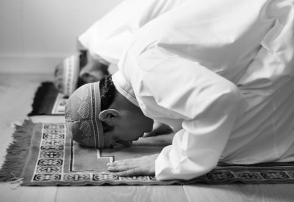 روش صحیح و وقت خواندن نماز غفیله