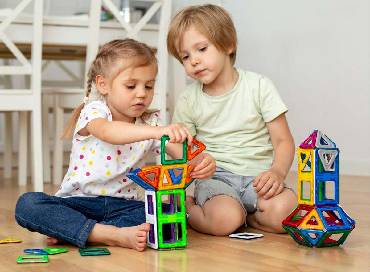 اسباب بازی مناسب کودک زیر ۱ تا ۳ سال