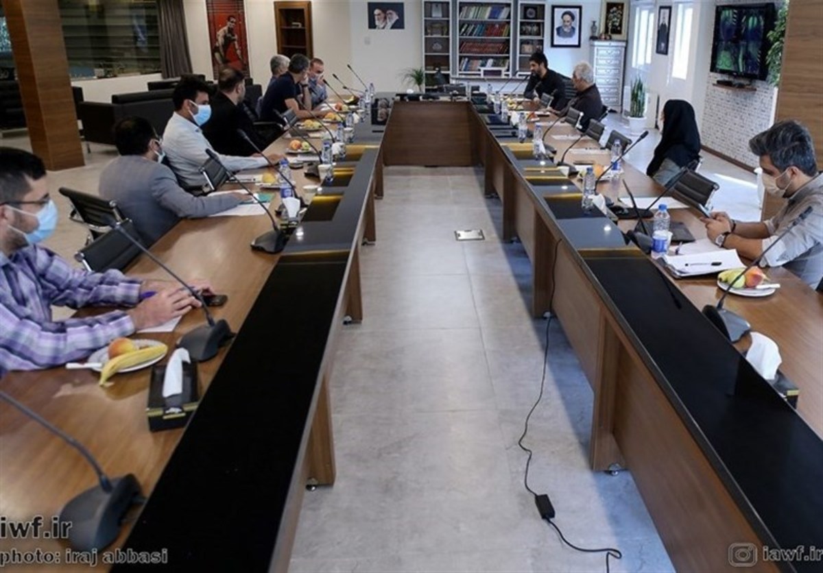 برگزاری جلسه هماهنگی مرحله نیمه نهایی لیگ در دفتر دبیر فدراسیون کشتی