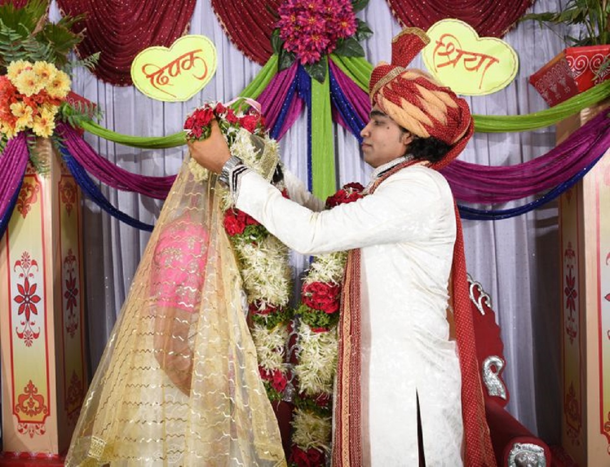 ۱۰ رسم عجیب و غریب که فقط در عروسی‌های هندی می ببینید