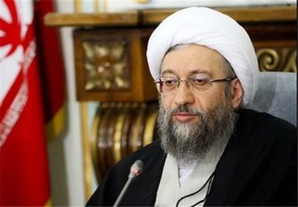 آملی لاریجانی: تصمیمات مجلس و دولت باید کارشناسی باشد