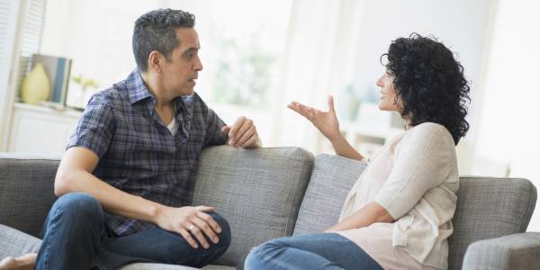 با نامزد و همسر رفیق باز چگونه برخورد کنیم؟