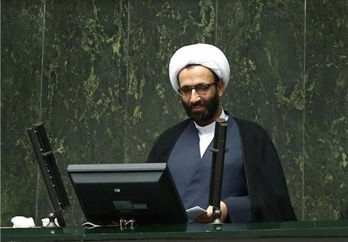 سلیمی: عاملان تورم ۴۰ درصدی نباید در حاشیه امن قرار داشته باشند
