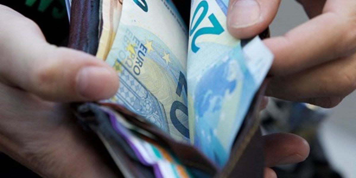 کاهش ارزش یورو با شیوع دوباره کرونا در اروپا