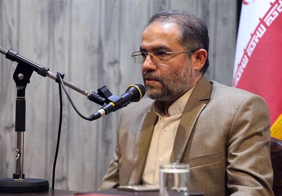 ره‌پیک: قانون اساسی در سطح کلان وظیفه حل تعارضات را دارد