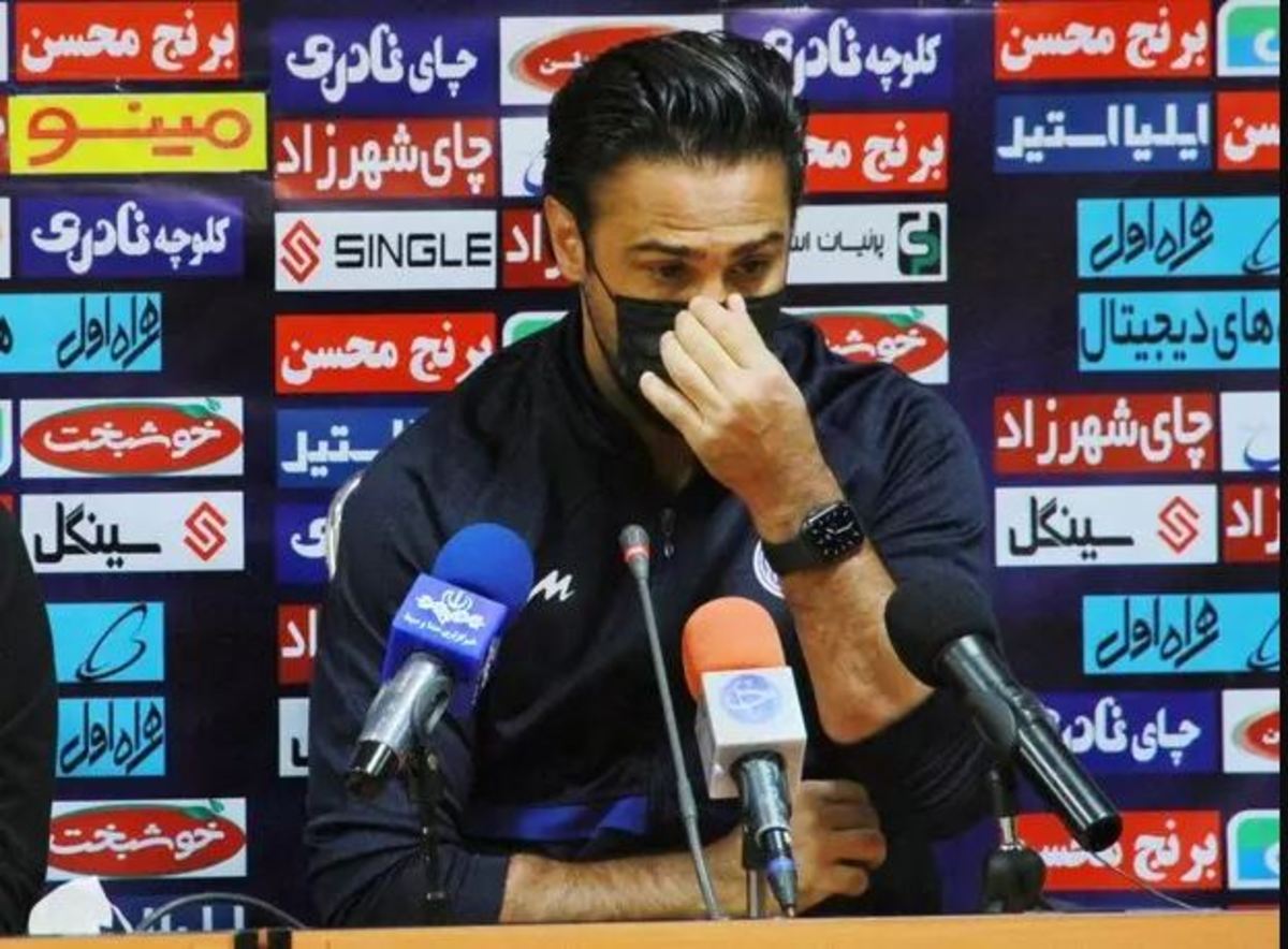 نشست خبری دربی عامل جریمه فرهاد مجیدی می‌شود؟