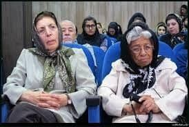 زنی آذربایجانی که عاشق زبان فارسی است