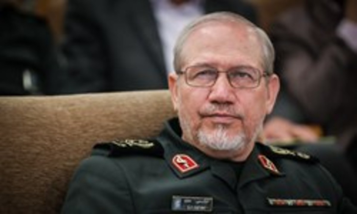 سرلشکر صفوی: مرحوم ورشابی در صف اول جبهه یاری‌رسان رزمندگان اسلام بود